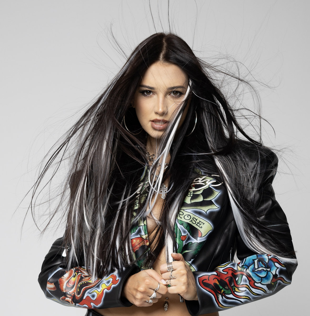 Yosh oqituvchilar talabalarni sikishadi