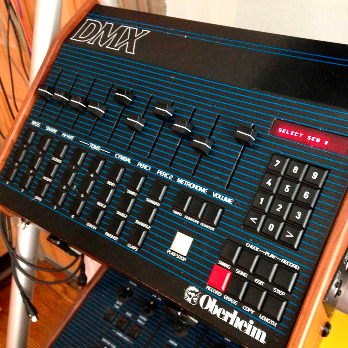 Oberheim DMX Drum Machine Máquina De Ruidos