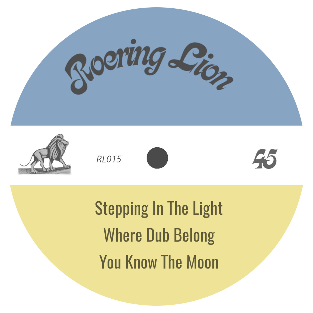 Stepping in the light lion roering