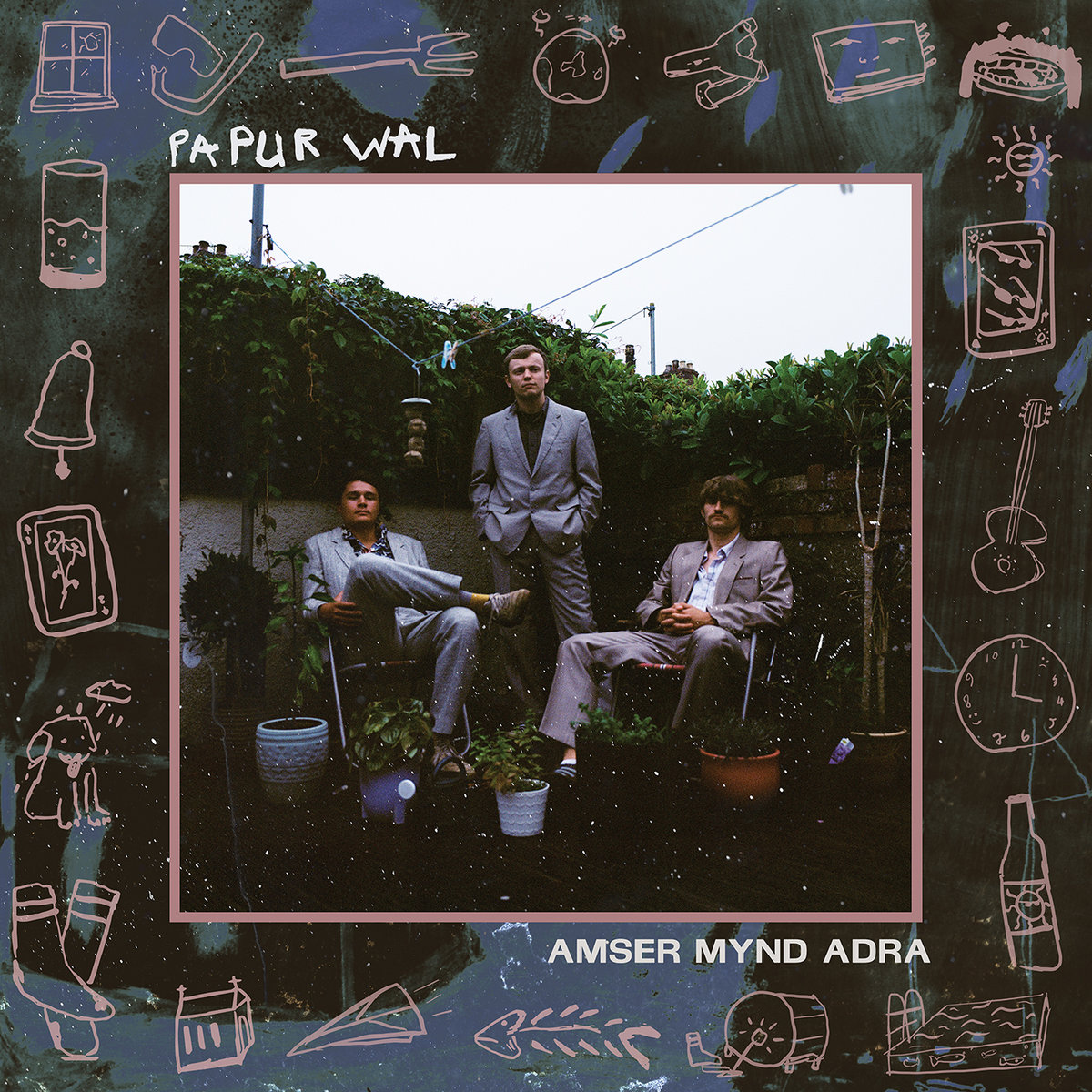 Amser Mynd Adra | Papur Wal
