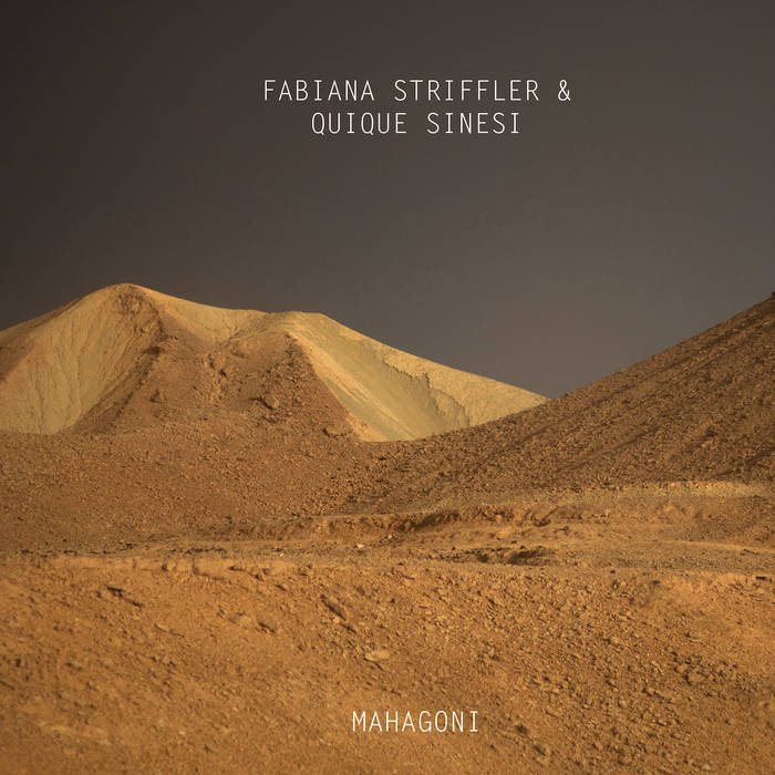 Mahagoni
von Fabiana Striffler & Quique Sinesi