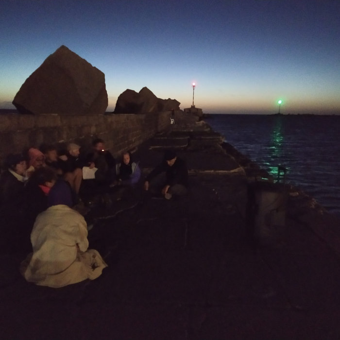 Como Levitan Las Rocas / How Rocks Levitate Pol Villasuso Lourdes