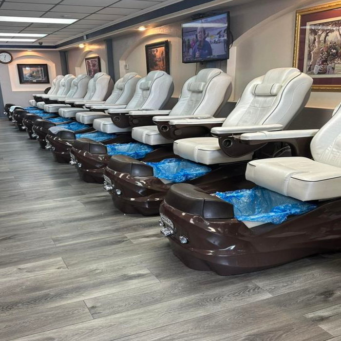 Hollywood Nails Near Me, Your Ultimate Guide