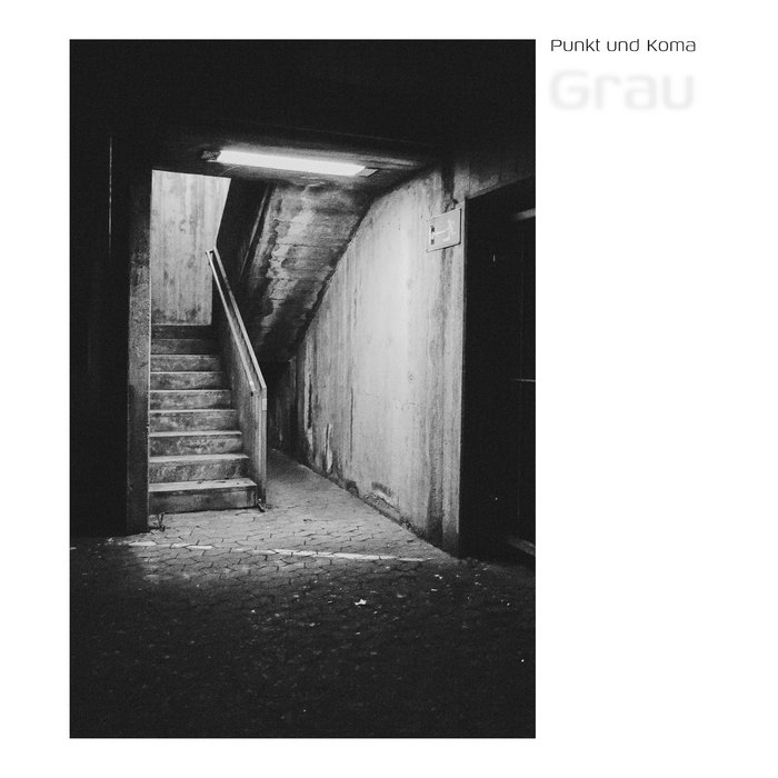 Pochette de grau par Punkt & Koma