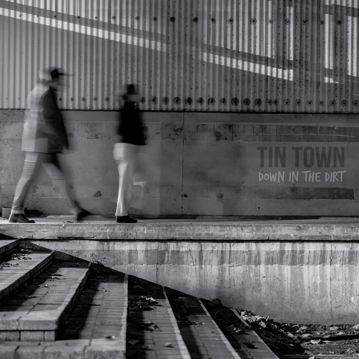 Down in the Dirt | Tin Town
