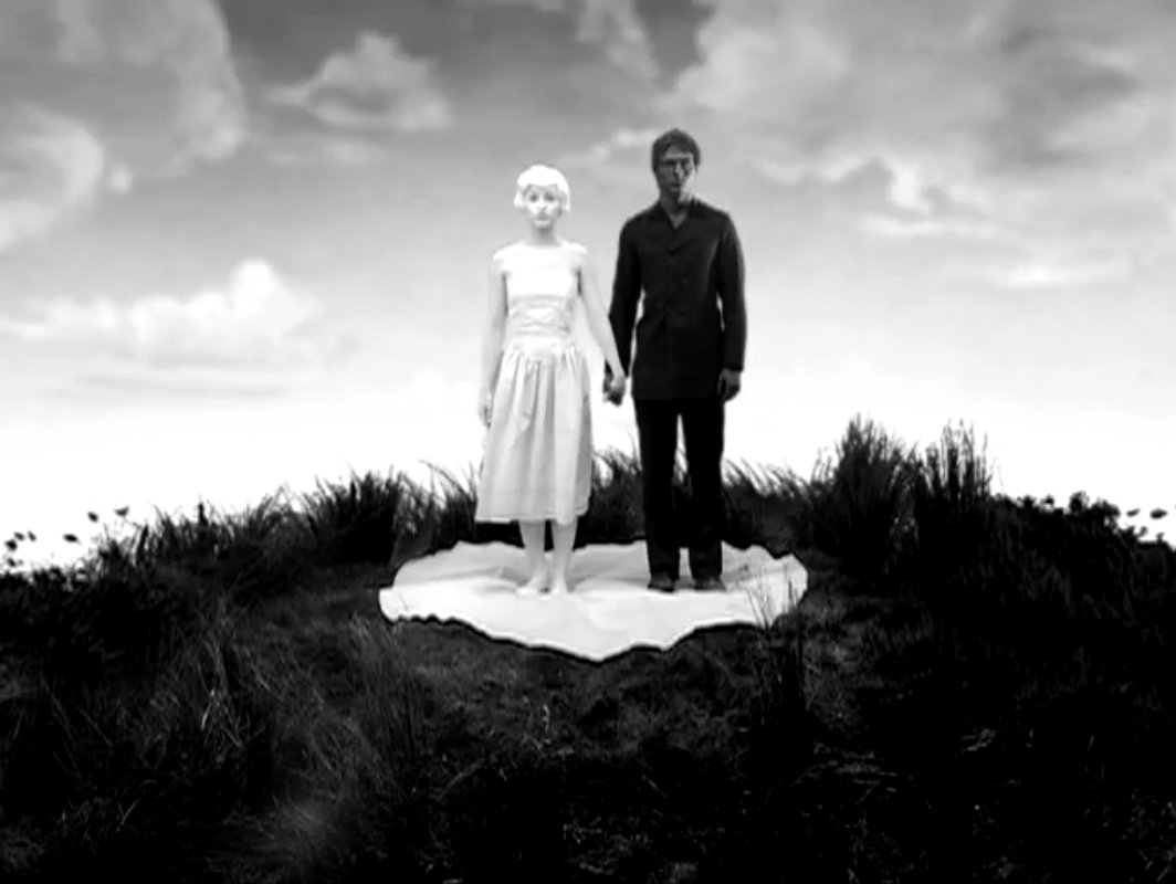 Mcr i don't love you. My chemical romance i don't love you кадры из клипа. My chemical romance i don't love you. I don't love u mcr. My chemical romance i don't love you.