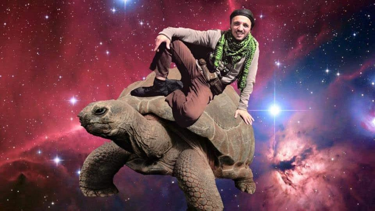 Tortoise Rides Giant Tortoise Riding 133 Riding Giant Tortoise Stock Photos Free