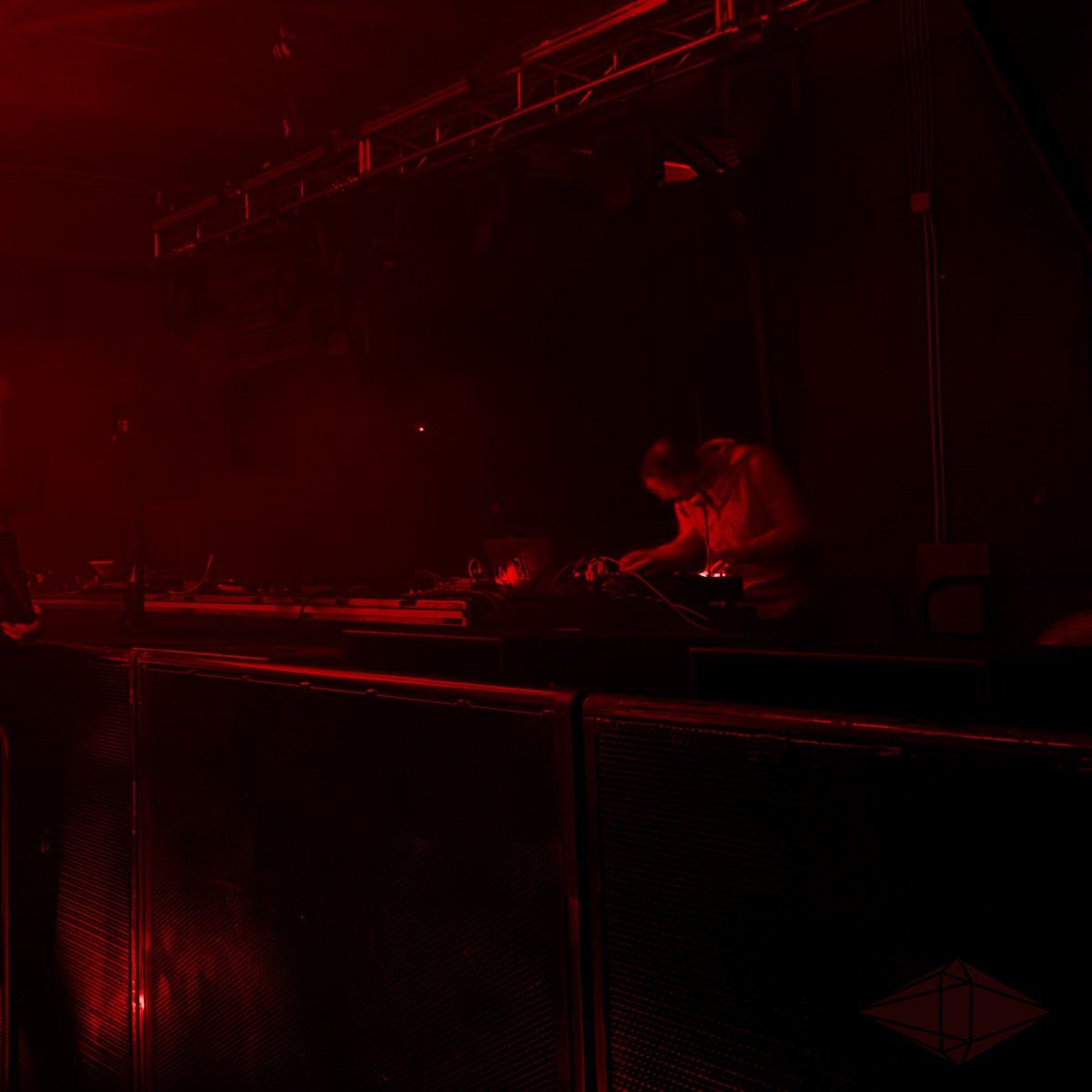 21-OCT-25 by nnirror