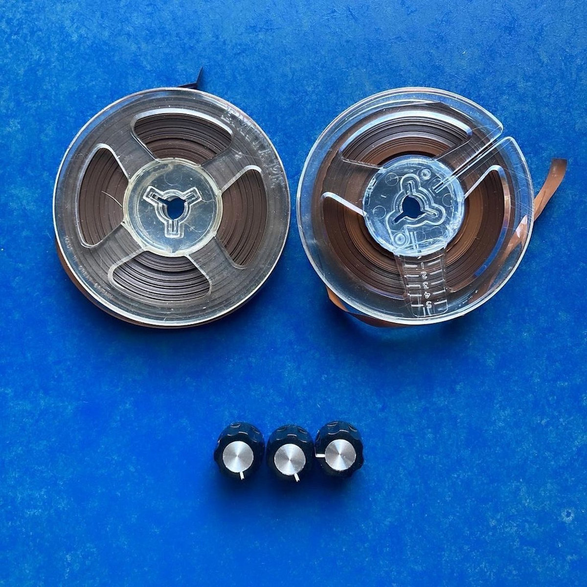 magnetic-junction-free-sample-pack-everyday-dust