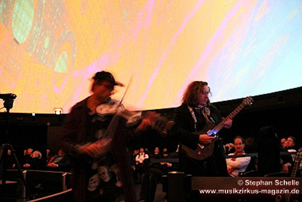 Bonustrack Marching Skating On The Rings Of Saturn Including Melancholia Bernd Kistenmacher Burkhard Rausch Thorsten Quaeschning Tt Geigenschrey Vana Verouti Tt Geigenschrey Projects