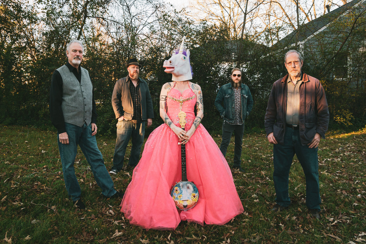 Jessica Cogar and Denver Luttrell's Wedding Website, image size:1200x800