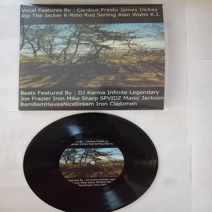 Pochette de Volume 3 - Vinyl Only par Iron Cladzmen