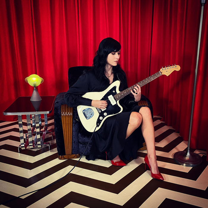 Red Room | Noveller