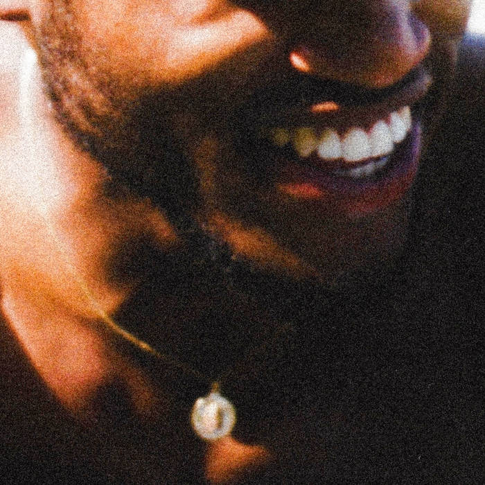 SMILE | Maxo | LOVETURL