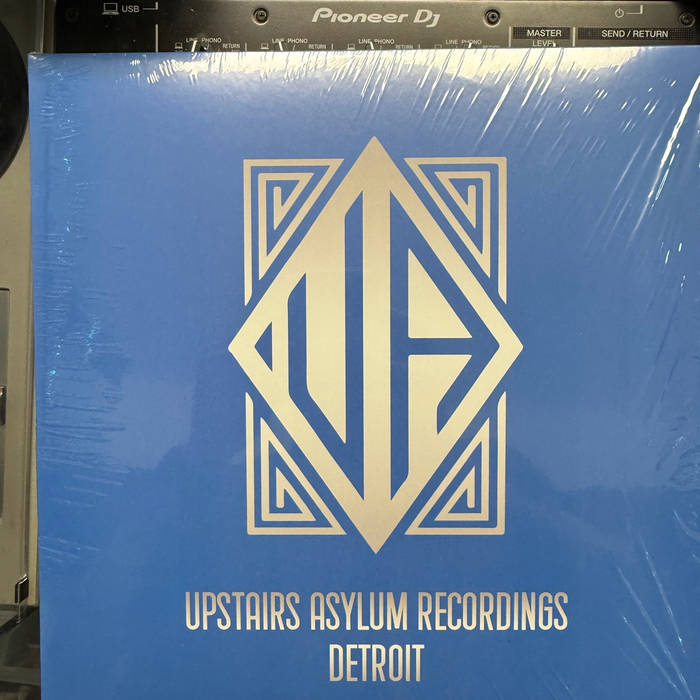 UA018 - 
