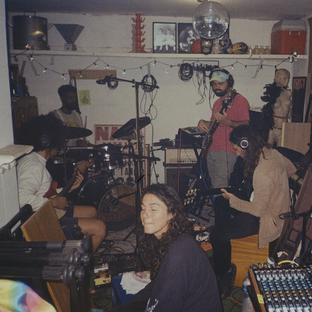 DIFERENCIADO vol.1 | Boogarins