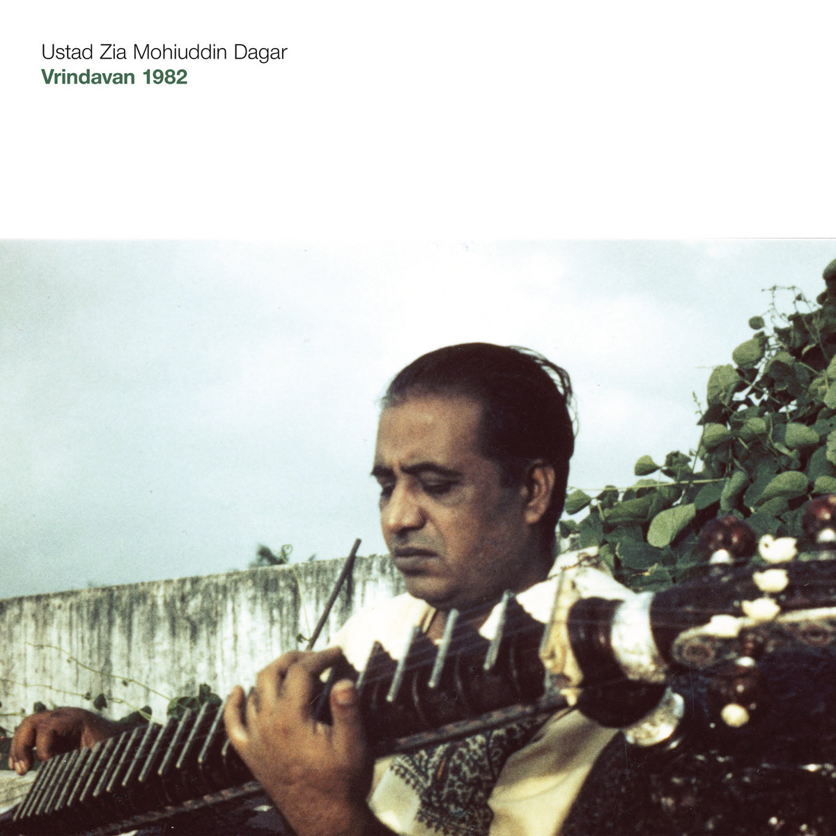 上品なファッション Mohiuddin Zia Ustad | 1982 Vrindavan Dagar Truffle Black | 洋楽