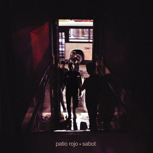 patio rojo cover