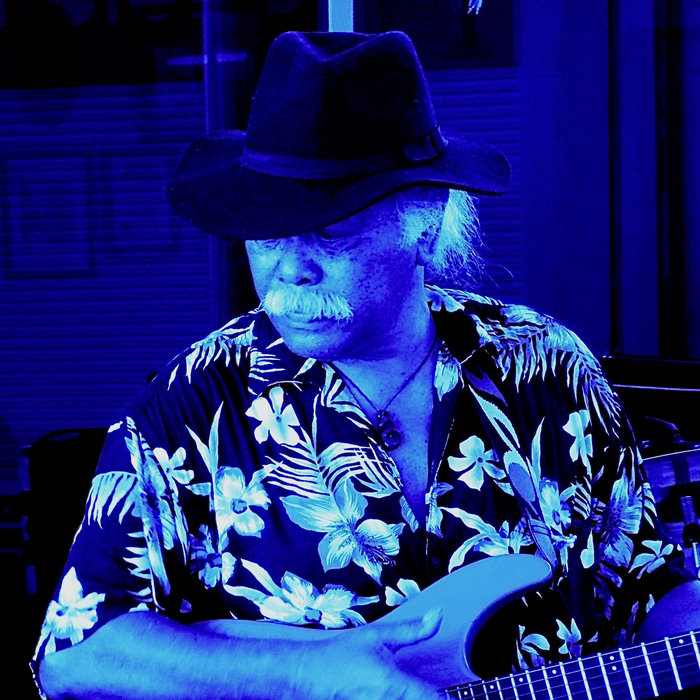 Willie sings Willie Hona michael porteus