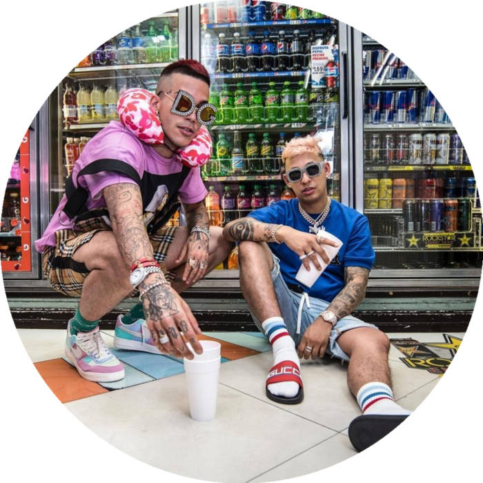 Ebbasta Outfit Sfera Ebbasta Shoes Sfera Occhiali Versace Sfera