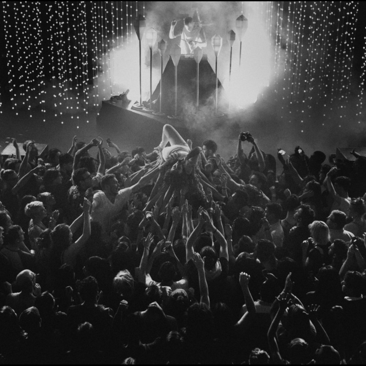 Purity Ring "bitter rhymes" Purity Ring "bitter rhymes"