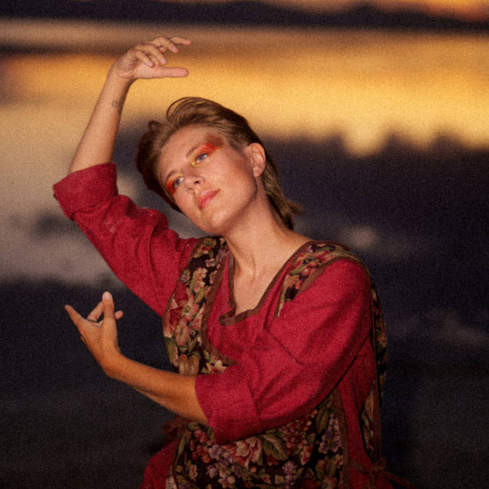 Red Rock, Seal Skin Camilla Wickman - Main Image