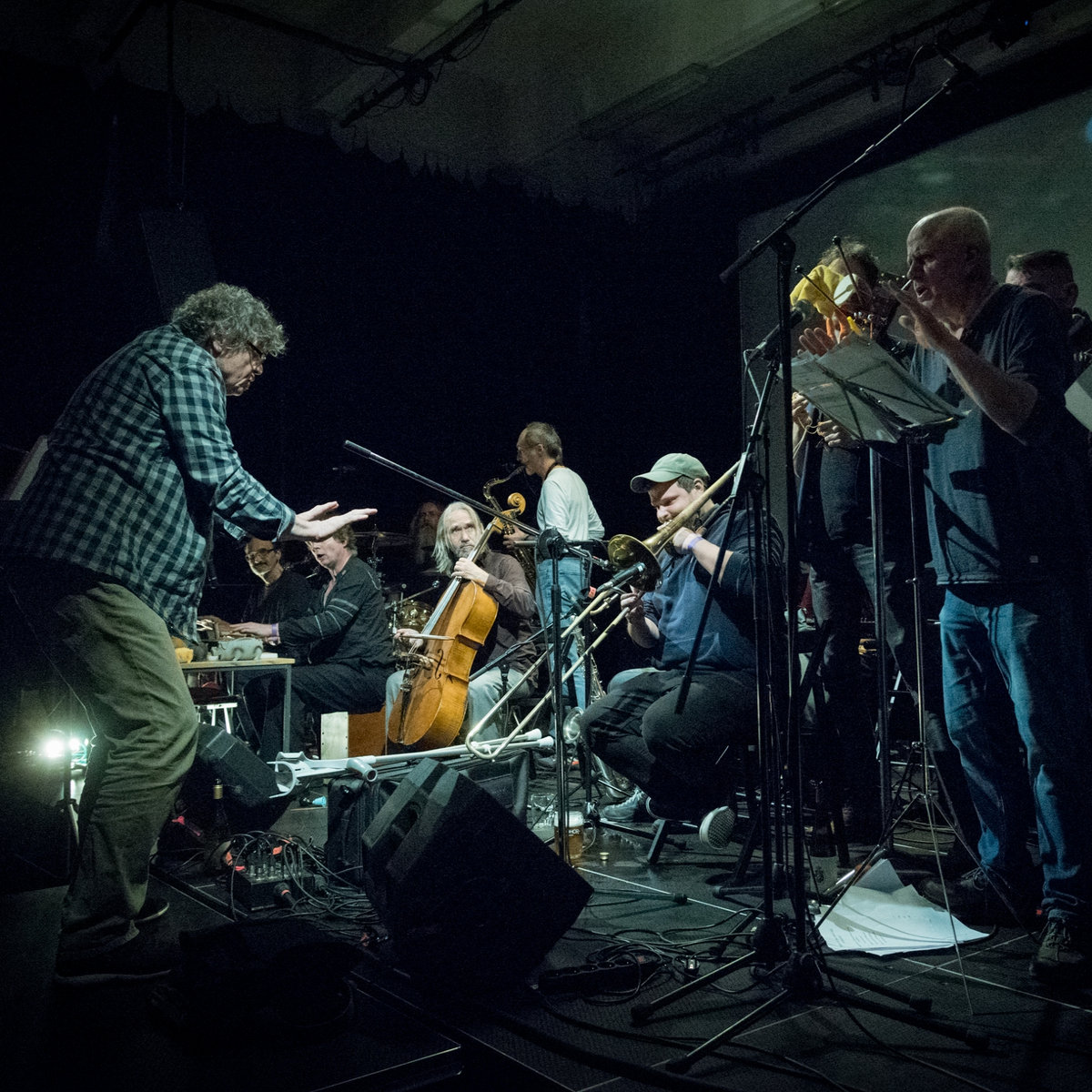 Ženy & Orkestar – Kasárna Karlín