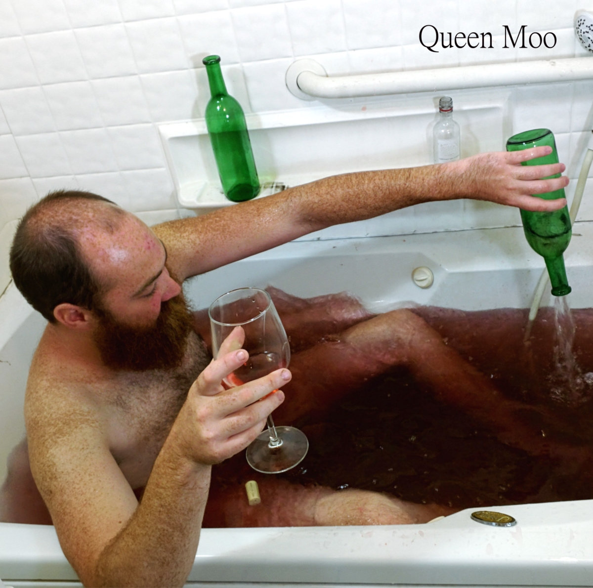 three humans queen moo
