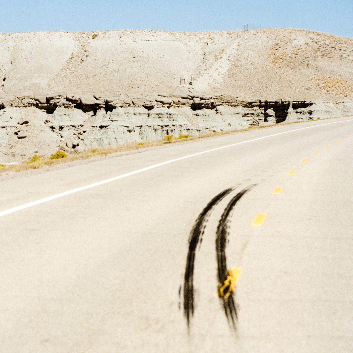 Estradas by Nídia & Valentina