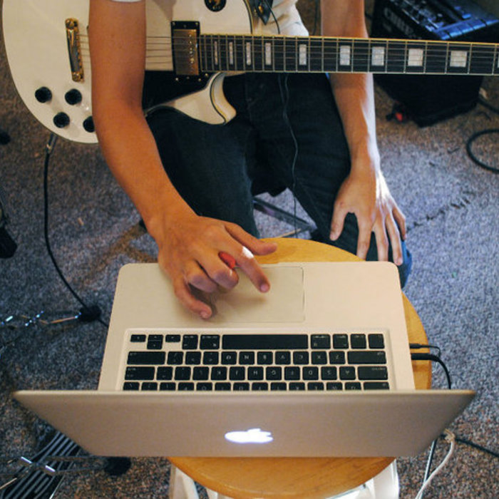 This is a comeback! The Typewriters Club