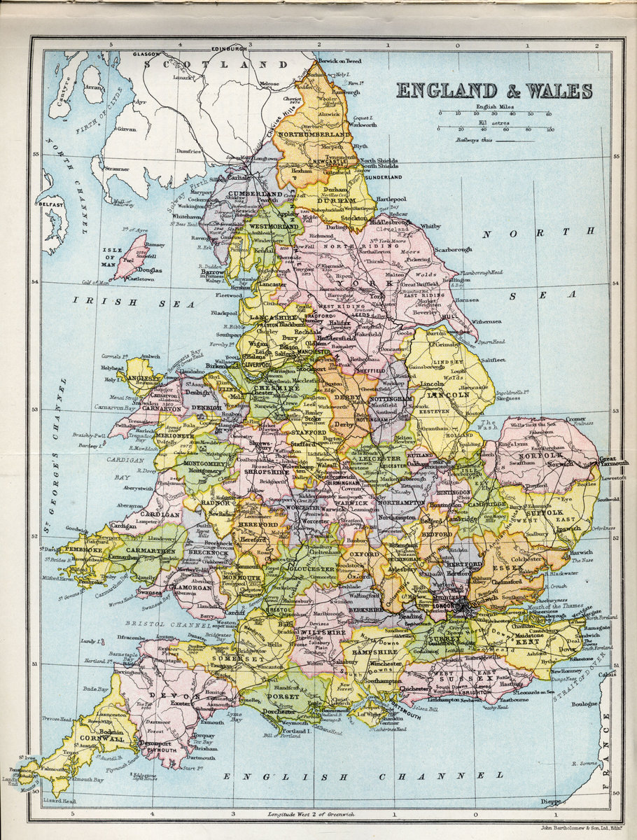 My First Jugem I quartieri un tempo benestanti sono stati abbandonati dai suoi abitanti, anche a causa di una delle sommosse più violente della storia degli st. my first jugem