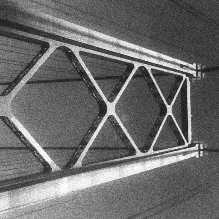 Suspended Objects 01 | AM sin