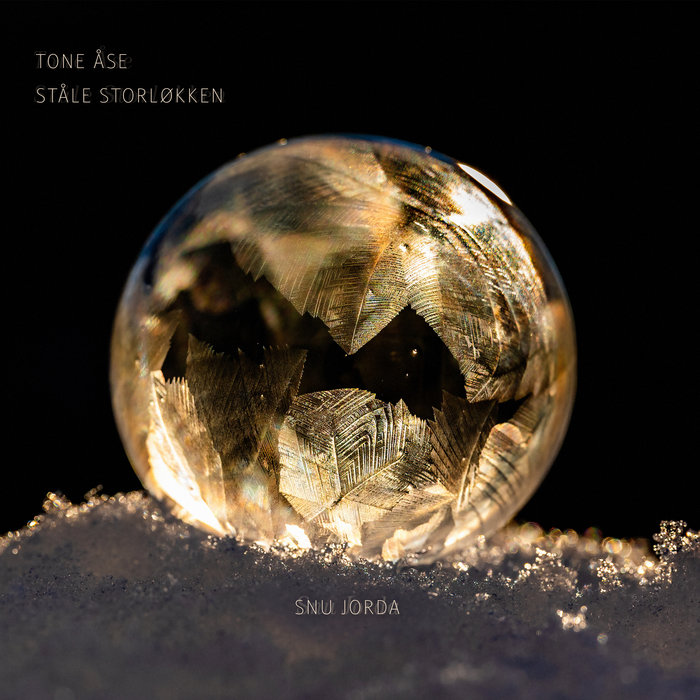 Pochette de Snu Jorda par Tone Åse & Ståle Storløkken