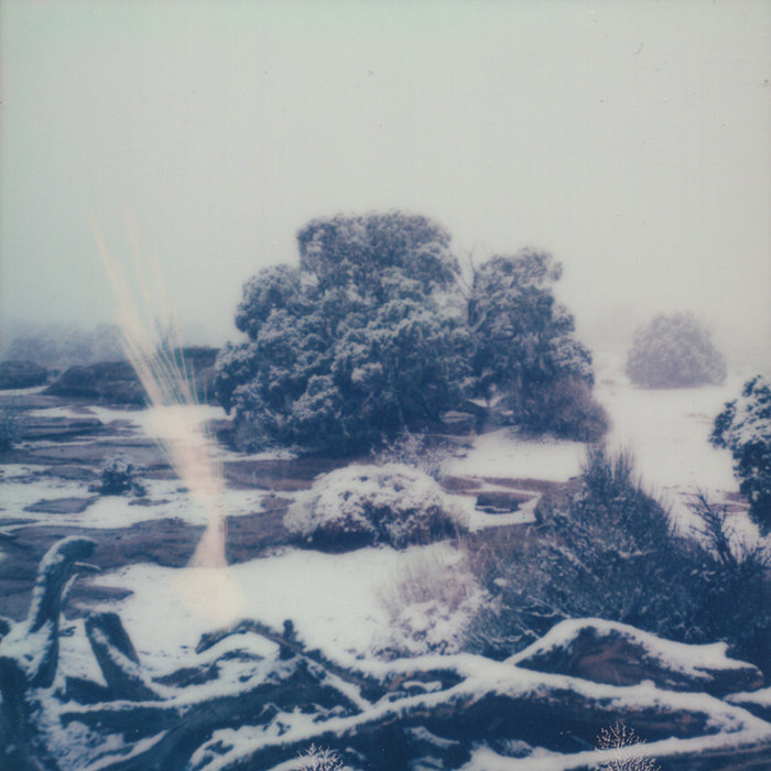 The Art of the flake: 雪の結晶・フォトアルバム SNOWFLAKES 「雪の結晶」写真集＋ポストカードブック 2冊セット