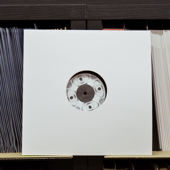dmx-krew-ev004-mini-album-dmx-krew-under-the-radar