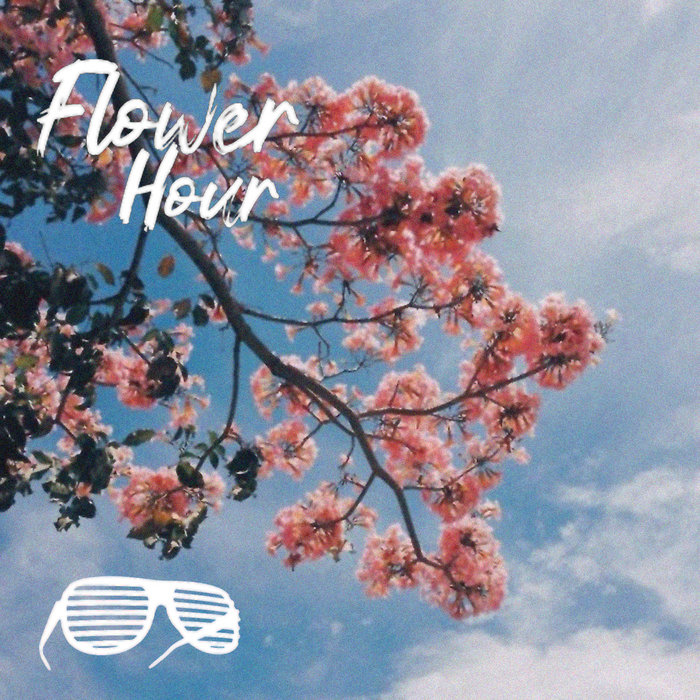 Flower Hour Mocha The Otter