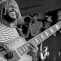 Magical Modern Psychedelic Funk Backing Track [D Aeolian - 98 BPM] cover art