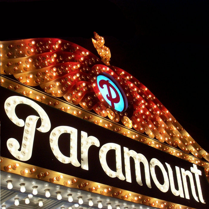 live-dvd-paramount-theatre-six-mile-grove