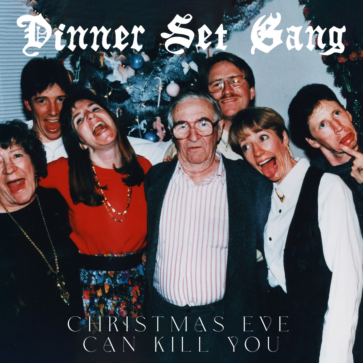 Christmas Eve Can Kill You Dinner Set Gang