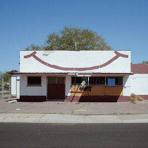 Soft Shoulder 'Smile Building's Exit' LP (Gilgongo Records, 2023) cover
