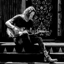 The Goldilocks Zone - Midtempo Funky Mixolydian Vamp [A Mixolydian - 98 BPM] cover art