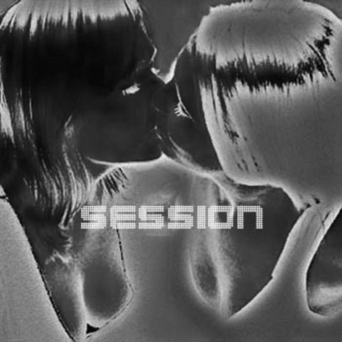 Session Dance Floor Make Out