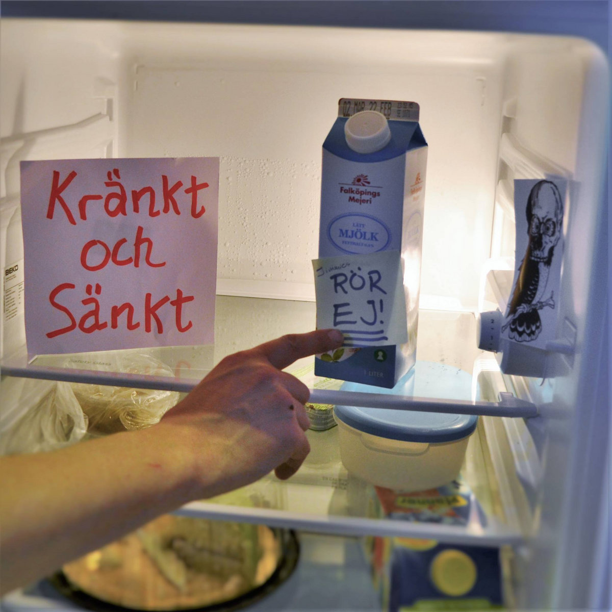 Rör ej! | Kränkt & Sänkt