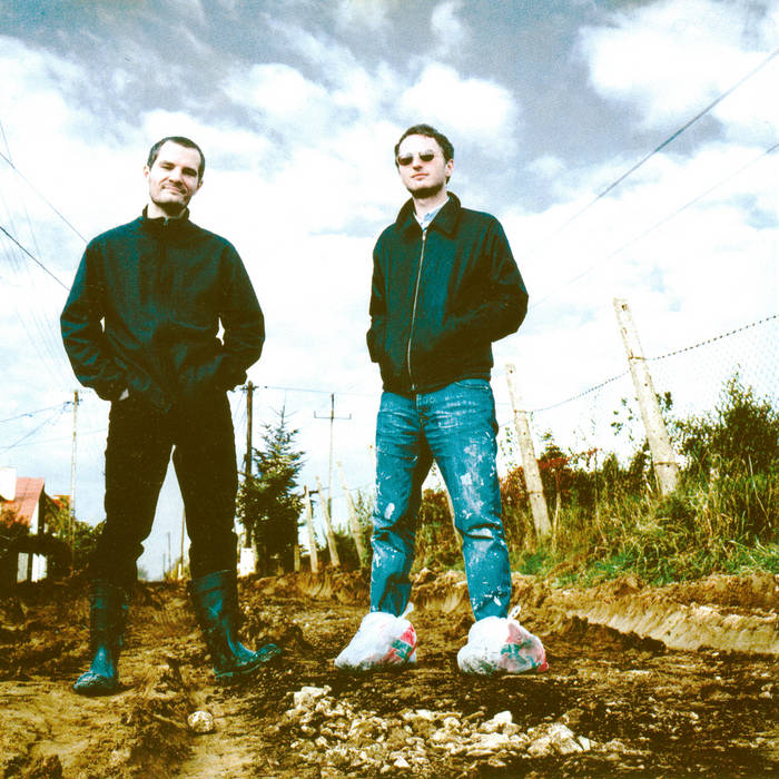 PLEASE DON'T TRASH ME (cover-me) The Complainer