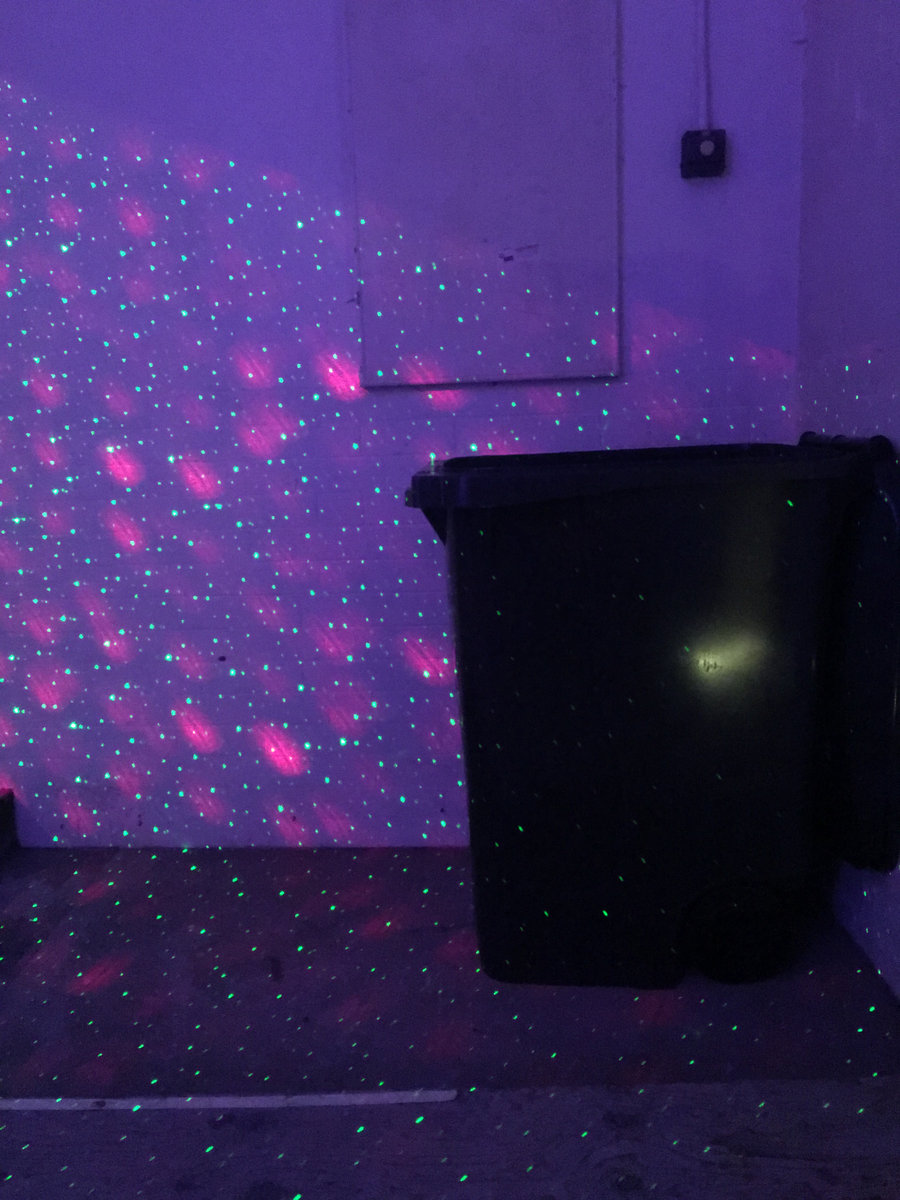 Swarm Front Bailiff Kettle Swarm Front TOPH GATESHEAD