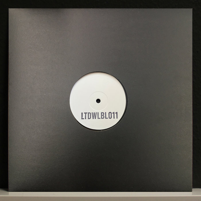 LTDWLBL011 | Zachary Berns | Limited White Label
