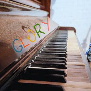 GloryKitty Liv cover