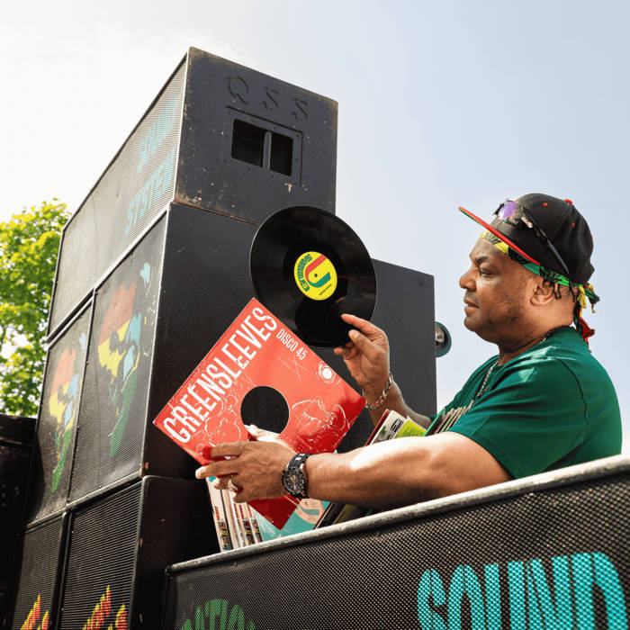 英2LP Various Dubs From The Foundation (2LP) GREL2178 Greensleeves UK /00499 Iration Steppas - Dubs From The Foundation - Vinyl 2LP