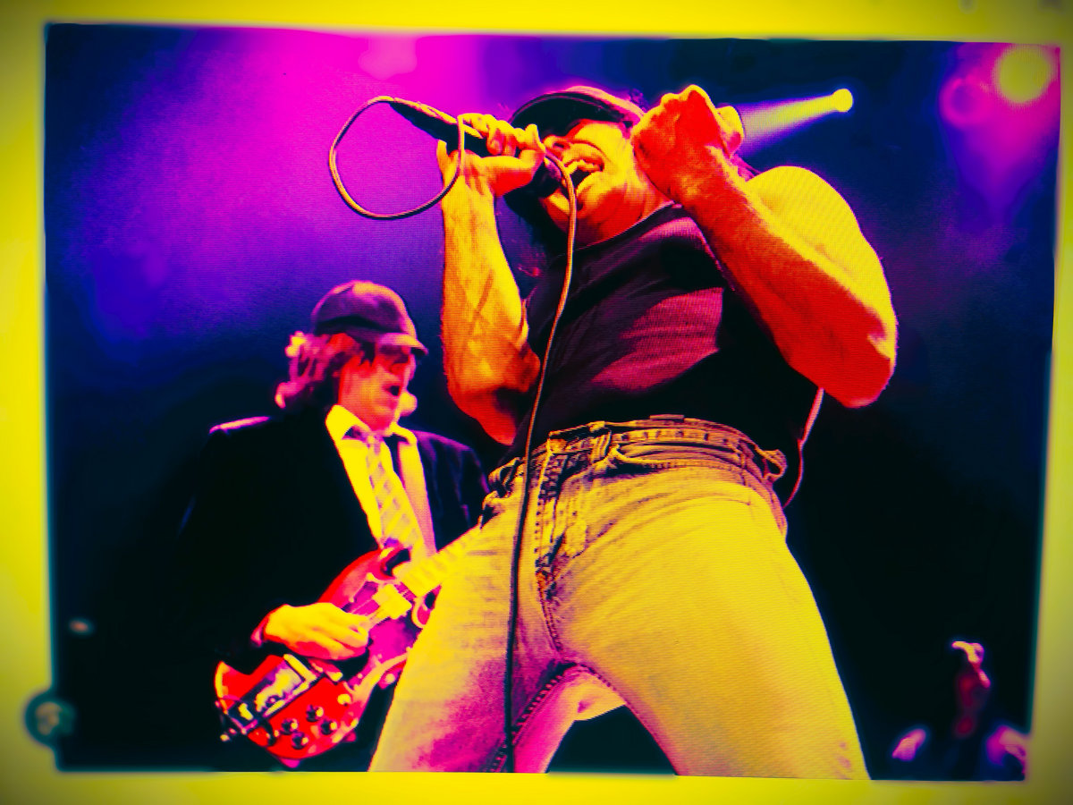 Back In Black (AC/DC) Damn Larryy