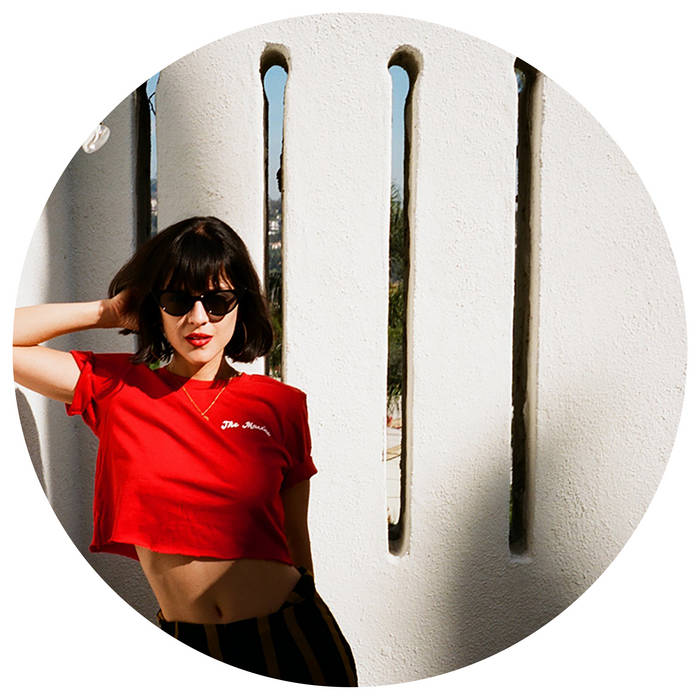 Red shirt outfit tumblr clearance